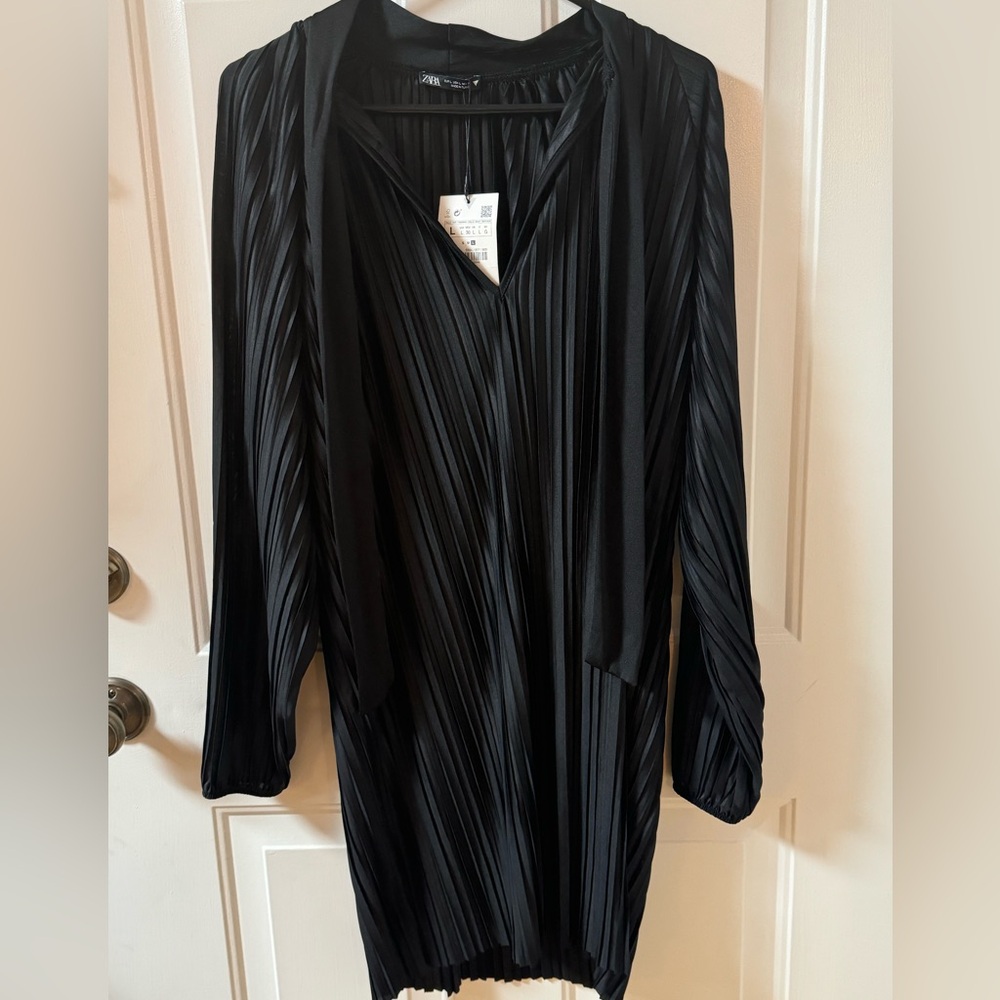 Zara Black Pleated Dress, New with Tags, Size Large